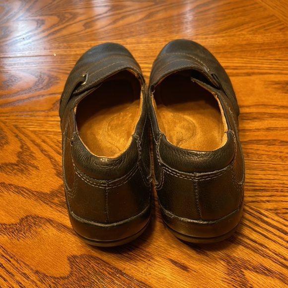 Women’s Natural Soul Black Shoes. Perfect and comfortable for wearing to work - Picture 4 of 4